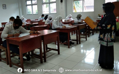 SISTEM PEMBELAJARAN DARING SMA NEGERI 5 SAMARINDA